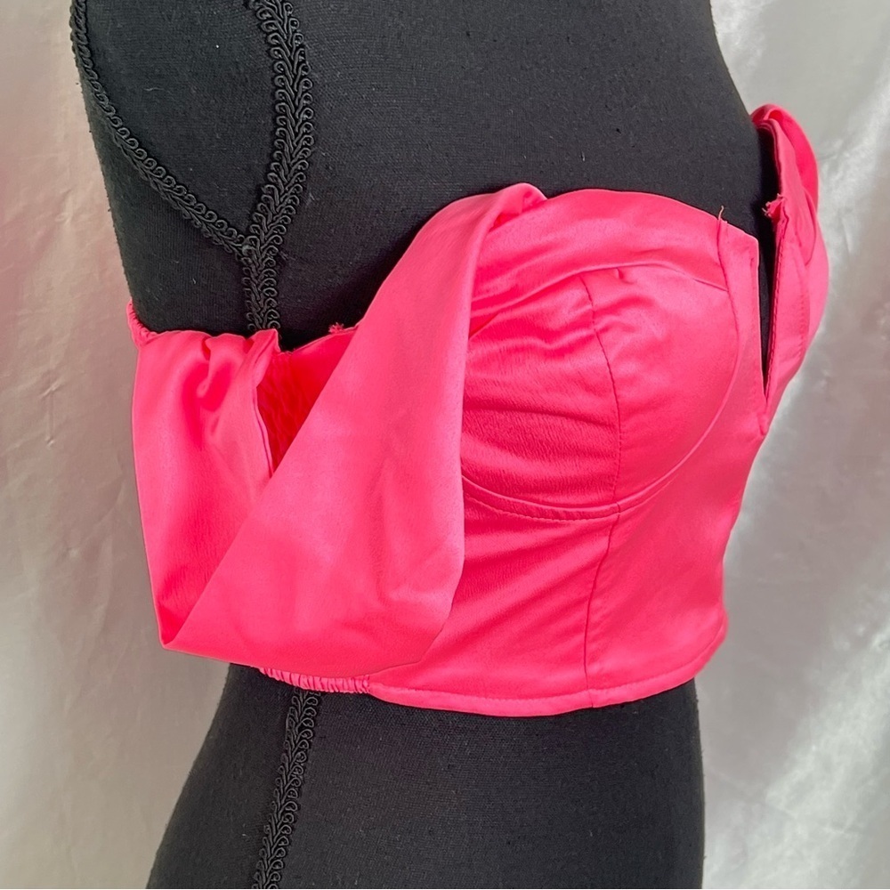 Superdown Neon Pink Off-Shoulder Satin Crop Top | XS | Y2K Party Vibes - Picture 2 of 7